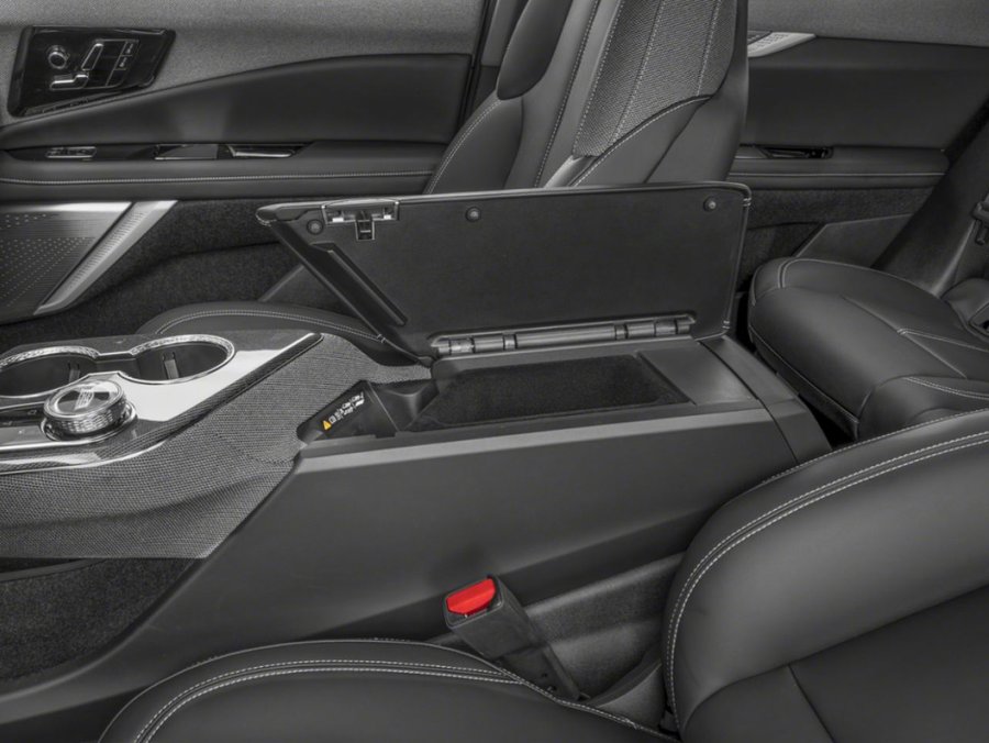 CADILLAC OPTIQ Sport haut de gamme 4 portes 2026 Noir corbeau