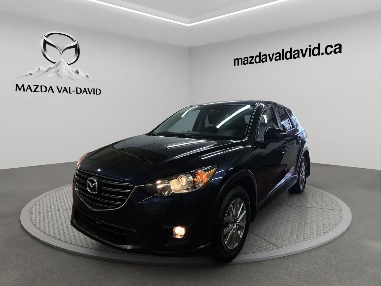 2016 Mazda CX-5 Traction intégrale, 4 portes, boîte automatique, GS, Toit ouvrant, commande audio au volant, Blue Val-David - photo #0