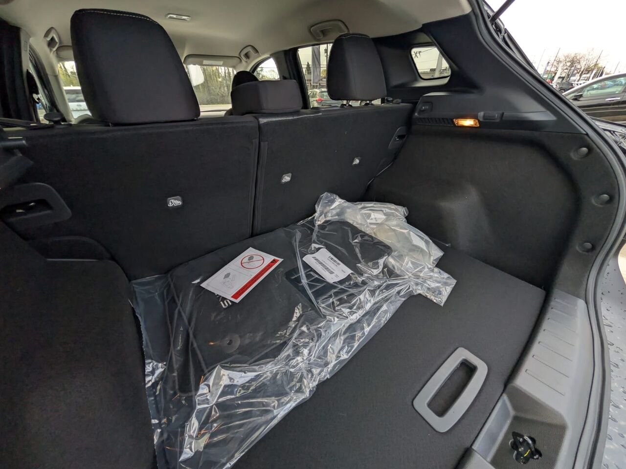 2026 NISSAN Kicks KICKS SV AVANT Super Black Châteauguay - photo #10