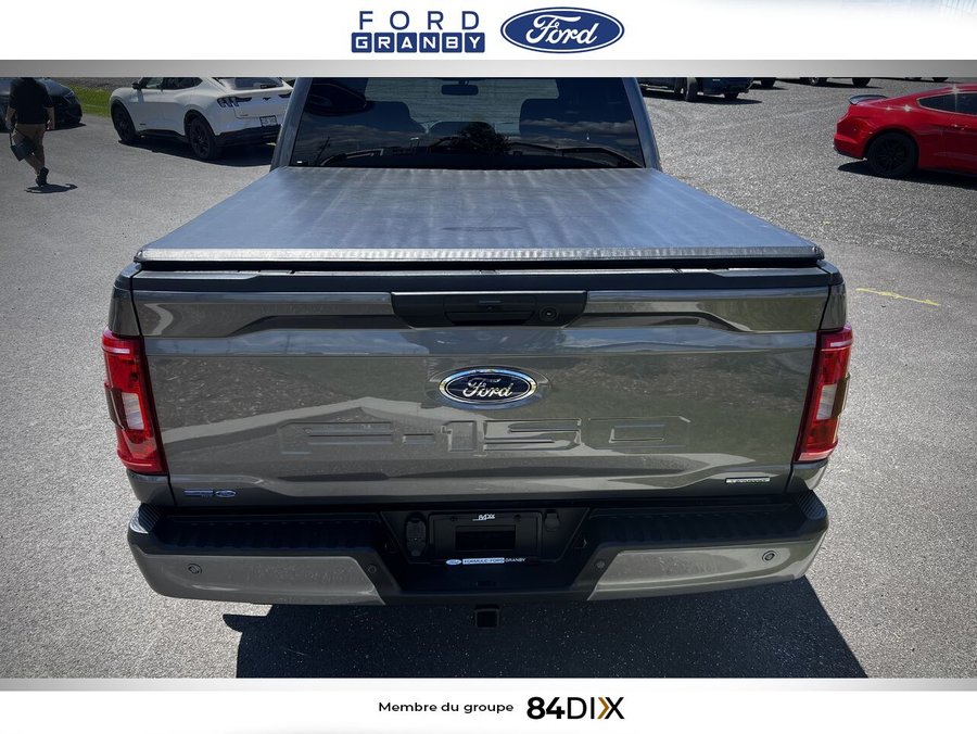 Ford F-150 XLT cabine SuperCrew 4RM caisse de 5,5 pi 2022