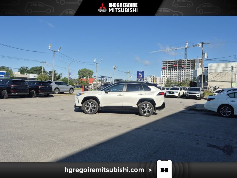 2023 Toyota RAV4 Prime White Laval - photo #5