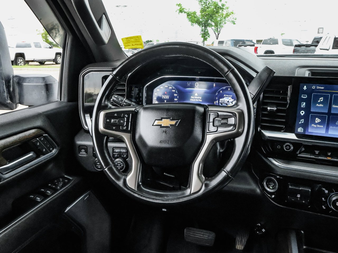 2024 Chevrolet Silverado 3500HD 4WD Crew Cab 159 High Country White Sherwood Park - photo #17