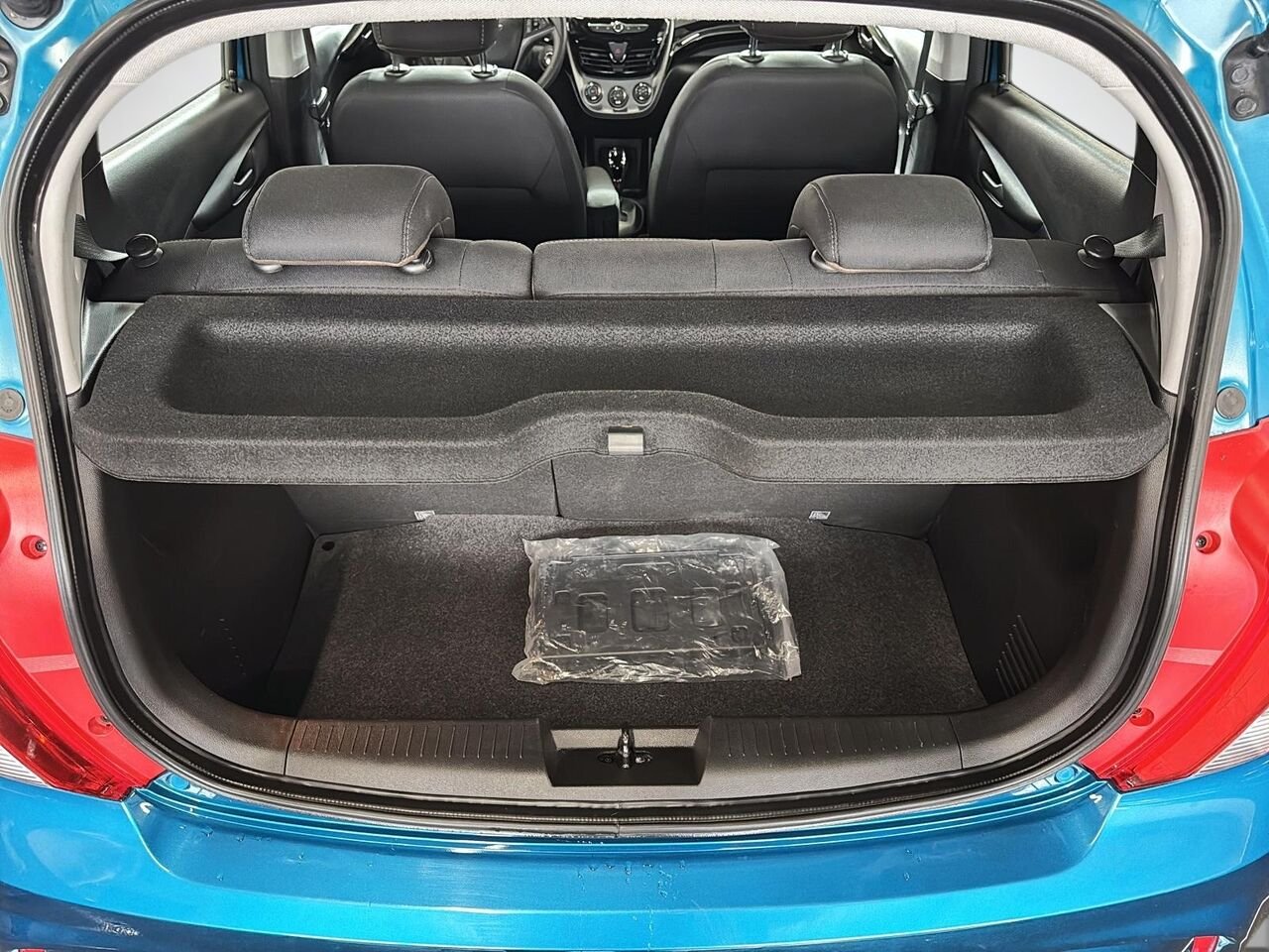 CHEVROLET SPARK LT 2019 Saint-Hyacinthe - photo #5