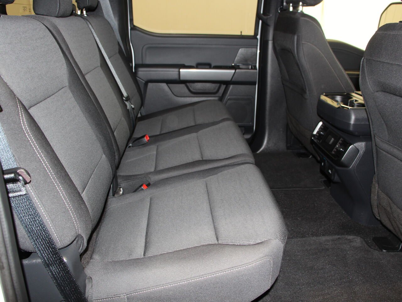2022 Ford F-150 XLT cabine SuperCrew 4RM caisse de 6,5 pi White Châteauguay - photo #11