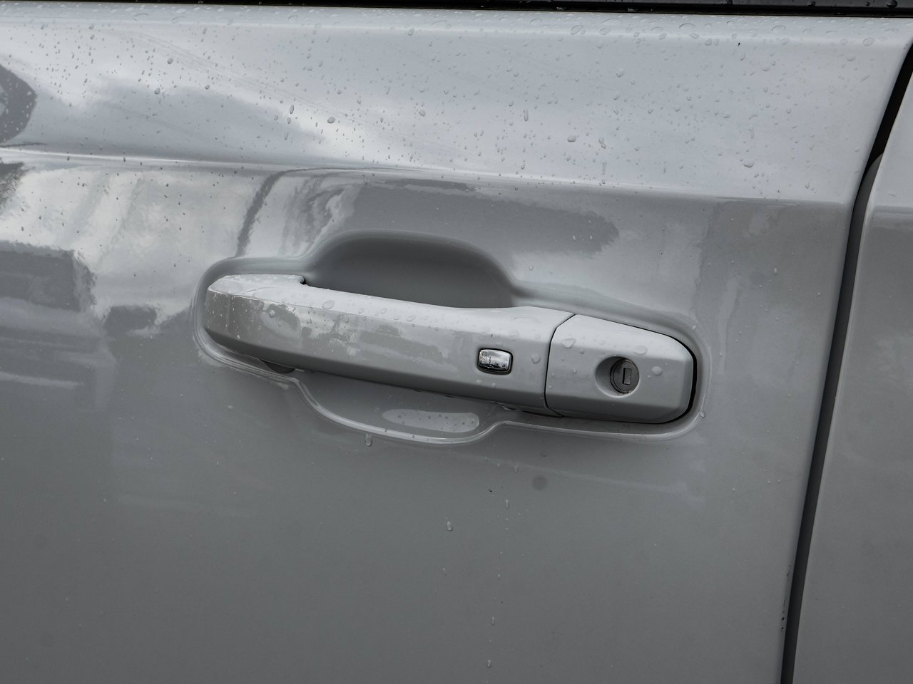 2025 Chevrolet Silverado 1500 4WD Crew Cab 147 LT White Sherwood Park - photo #11
