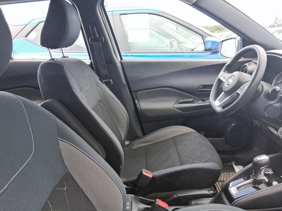2022 Nissan Kicks S TA 2022 White