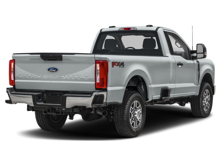 2025 Ford Super Duty F-350 à roues arrière simples XLT