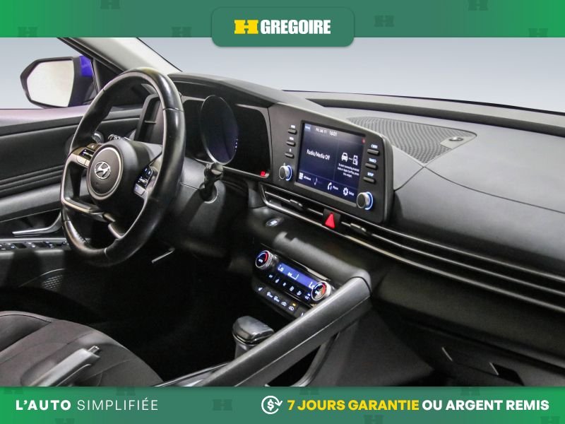 2022 Hyundai Elantra Blue Blainville - photo #26