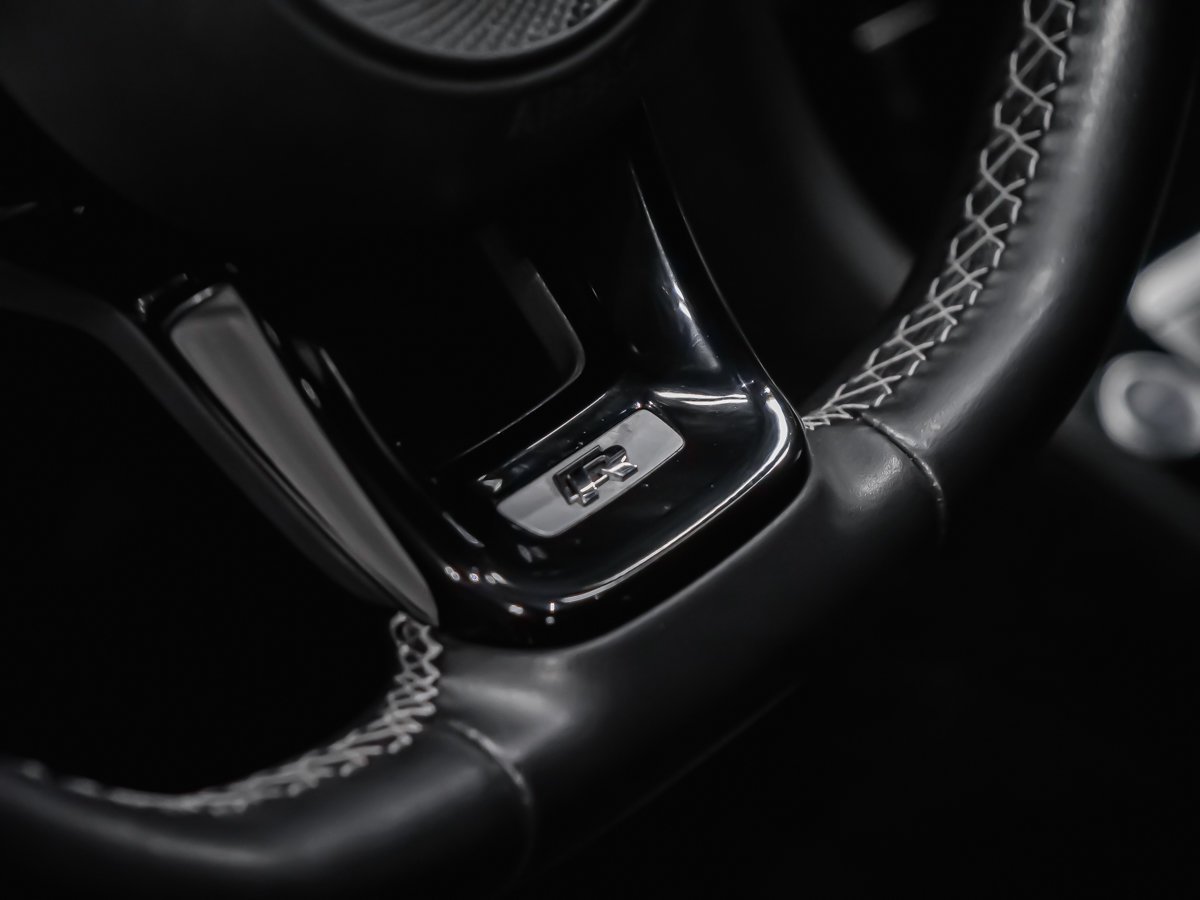 2019 Volkswagen Golf R 2 SET DE PNEU Black Montreal - photo #8