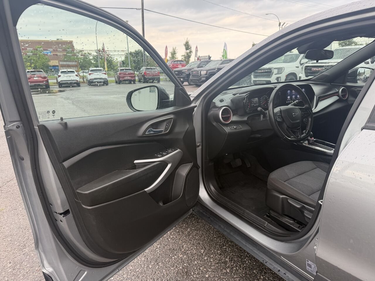 2024 CHEVROLET TRAX 1RS 1RS 4 portes TA Grey Gatineau - photo #1