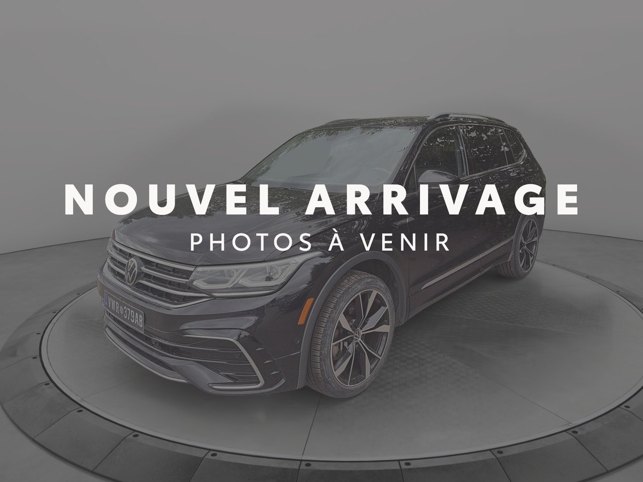 2022 Volkswagen Tiguan VIN 3VV4B7AX2NM063770 Black Baie-Comeau - photo #0