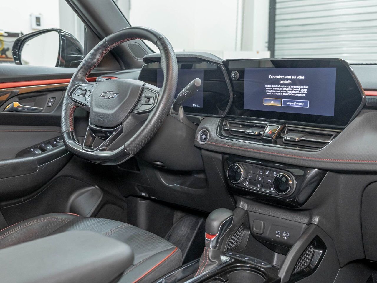2024 Chevrolet Trailblazer RS AWD *SIÈGES CHAUFF* CARPLAY BLUETOOTH WIFI USB Black Saint-Jérôme - photo #24