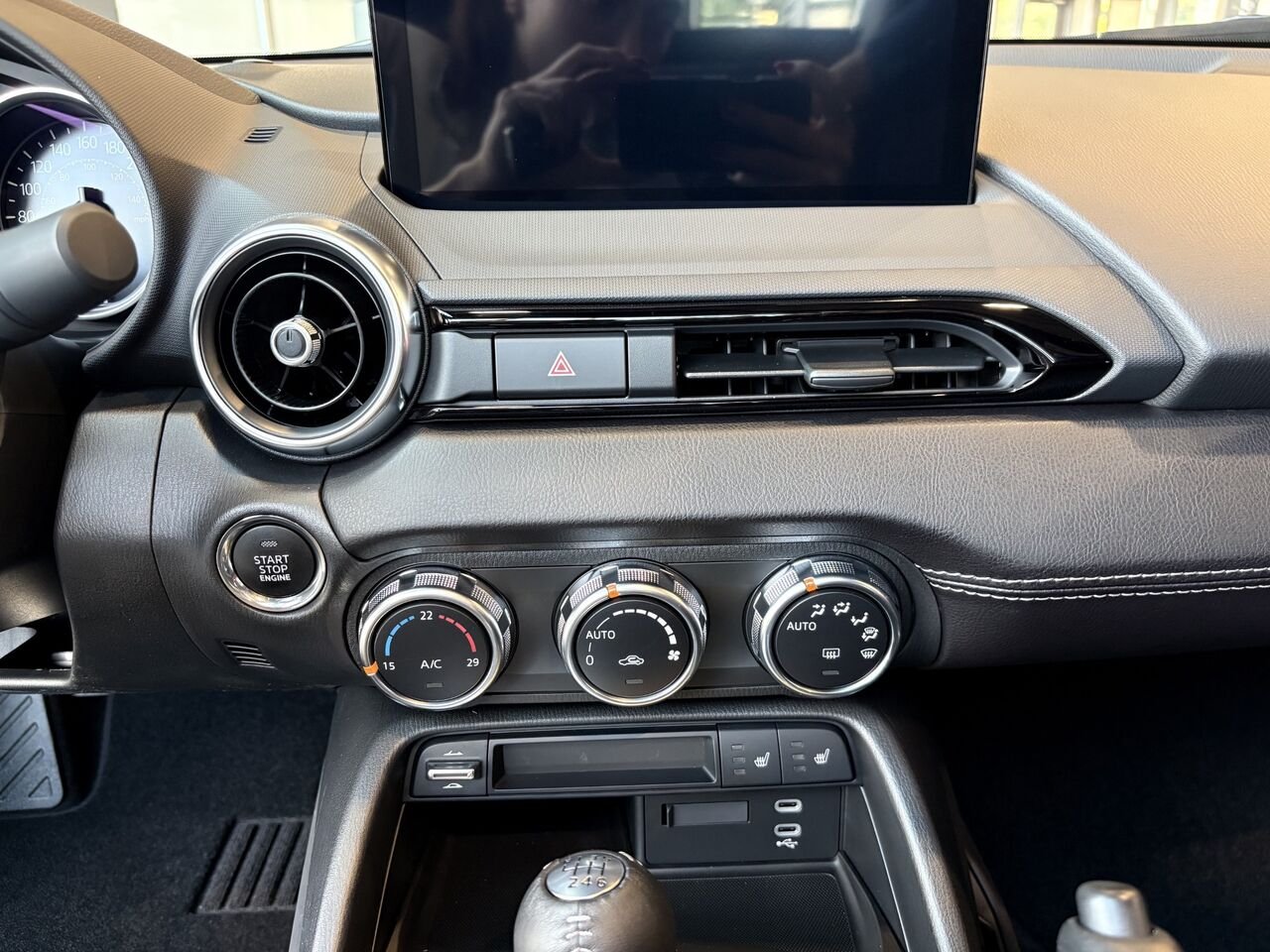 2026 MAZDA MX-5 RF GT BM Soul Red Crystal Metallic Châteauguay - photo #16
