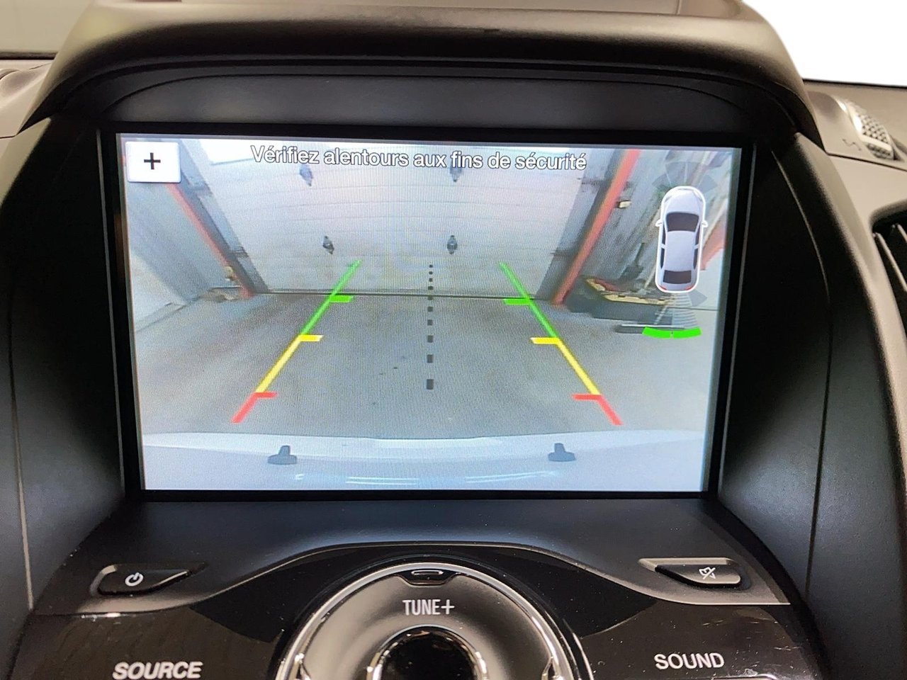 2019 Ford Escape Titanium White Baie-Comeau - photo #16