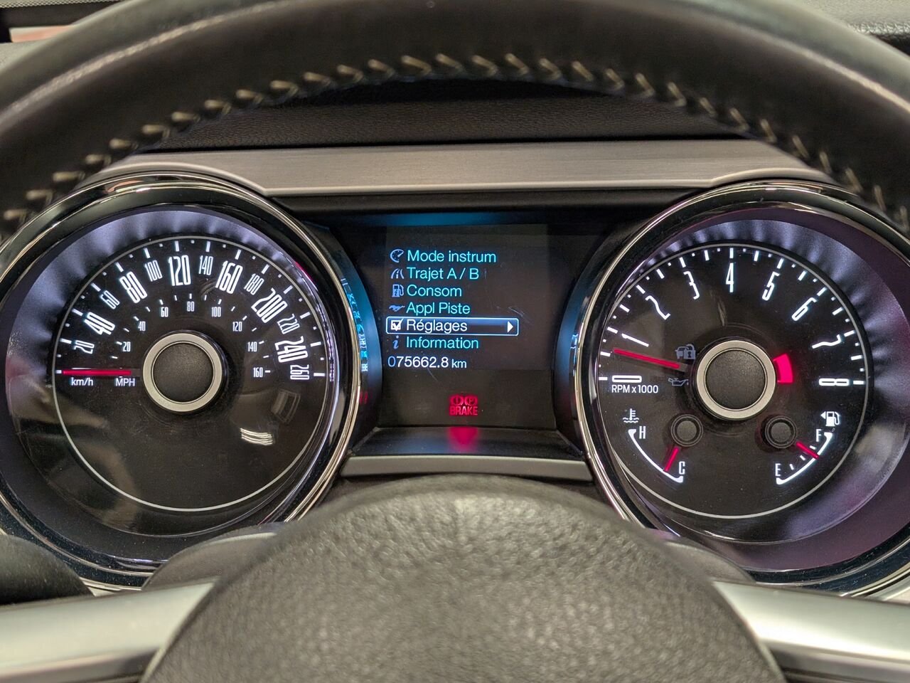 2014 Ford MUSTANG Convertible V6 Premium 1 Propriétaire Manuelle Red Sherbrooke - photo #23