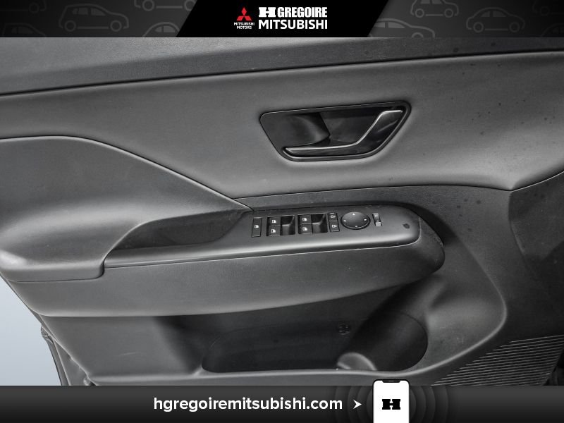 2024 Hyundai Kona Grey Laval - photo #12
