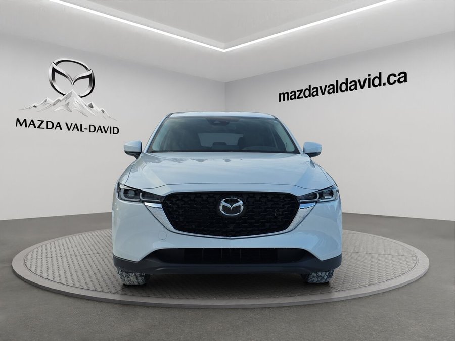 Mazda CX-5 Gs, awd, Toit ouvrant, volant et rétroviseurs chauffants, hayon électrique 2025 Blanc rhodium métallisé