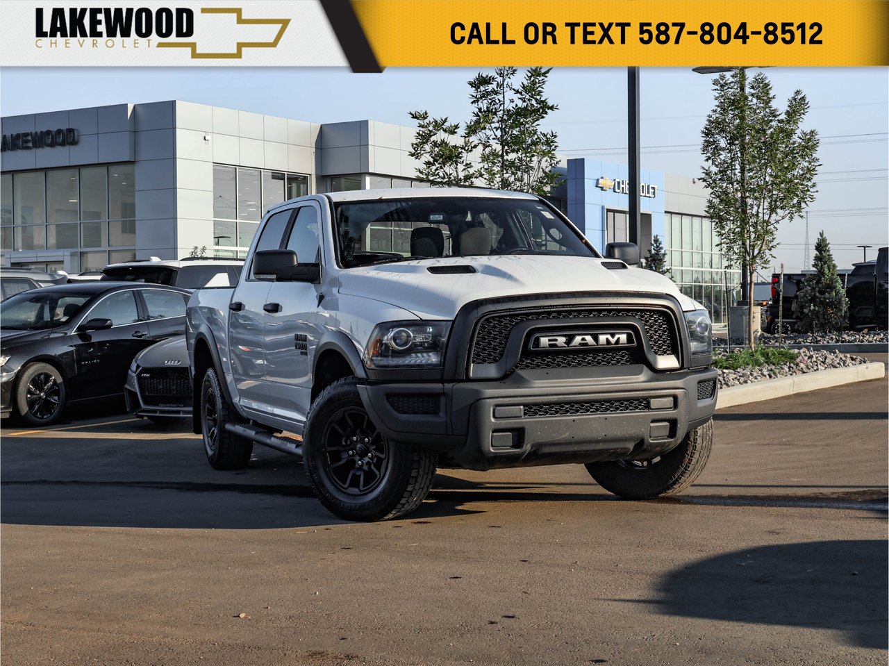 2022 Ram 1500 Classic Warlock 4x4 Crew Cab 5'7 Box White Sherwood Park - photo #0