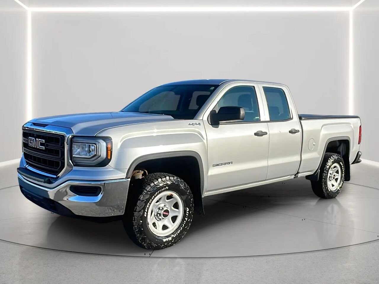 GMC SIERRA 1500 2017 Argent Gatineau - photo #0