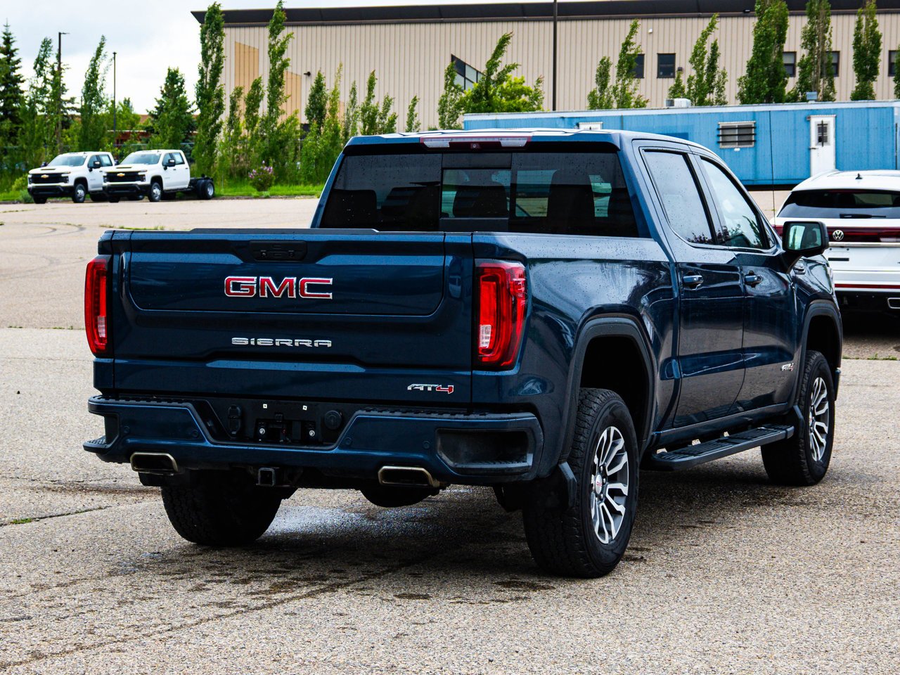 2019 GMC Sierra 1500 4WD Crew Cab 147 AT4 Blue Sherwood Park - photo #12