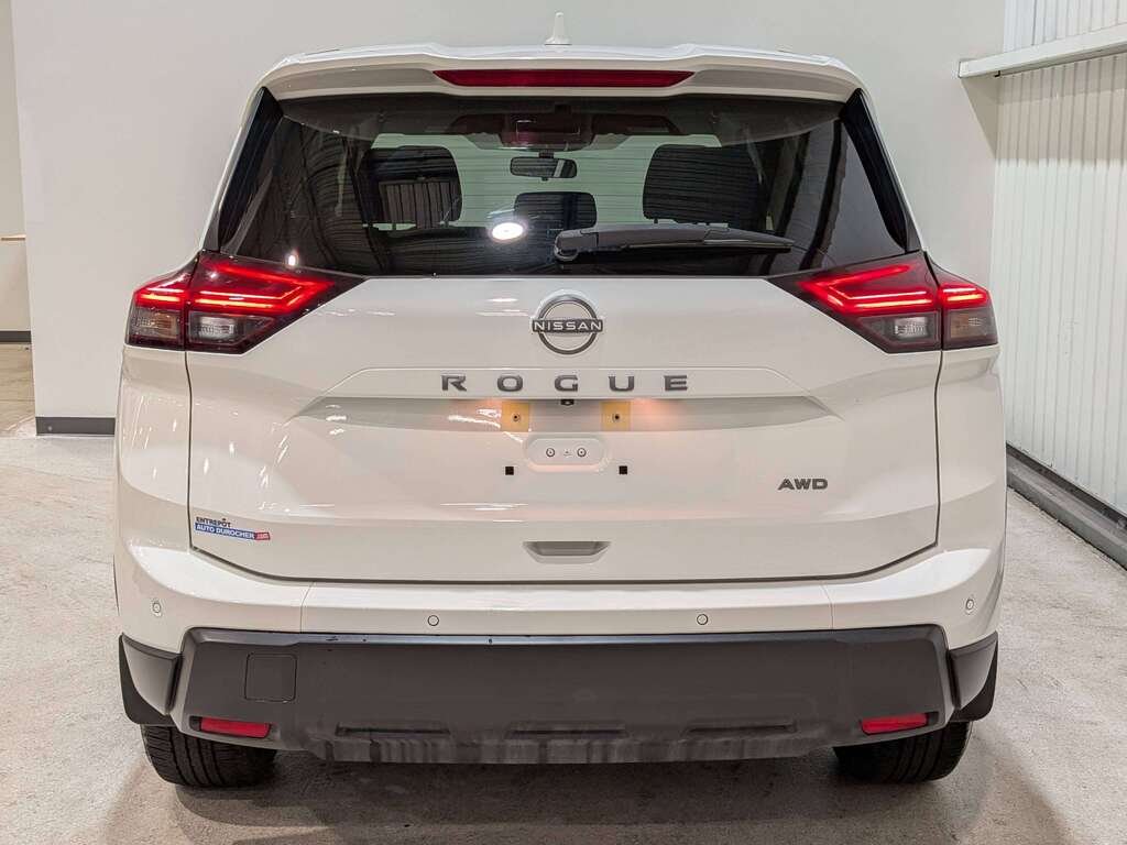 2024 Nissan Rogue AWD S White Val-David - photo #5
