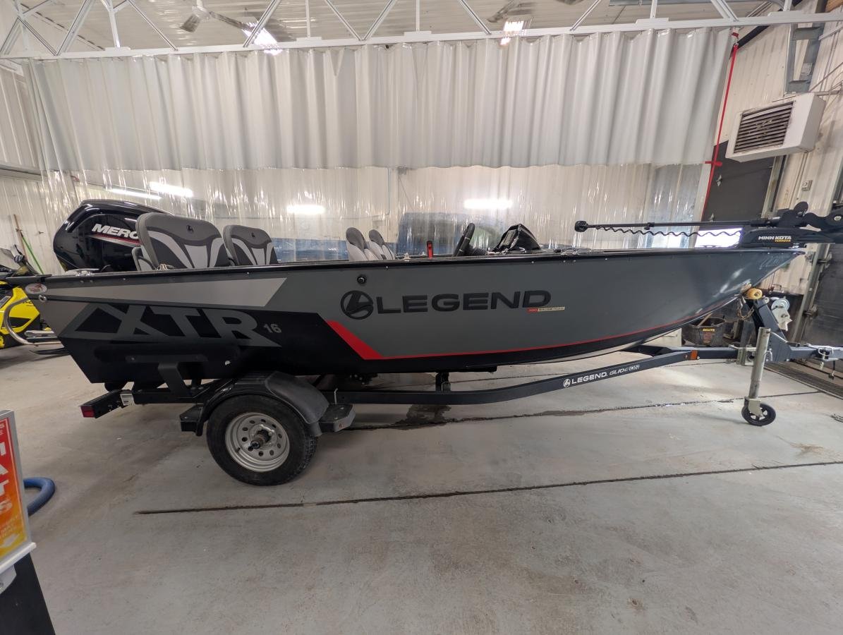 LEGEND 16 XTR SC SP 16 PIEDS 90HP 2022 Gris Saint-Hyacinthe - photo #11