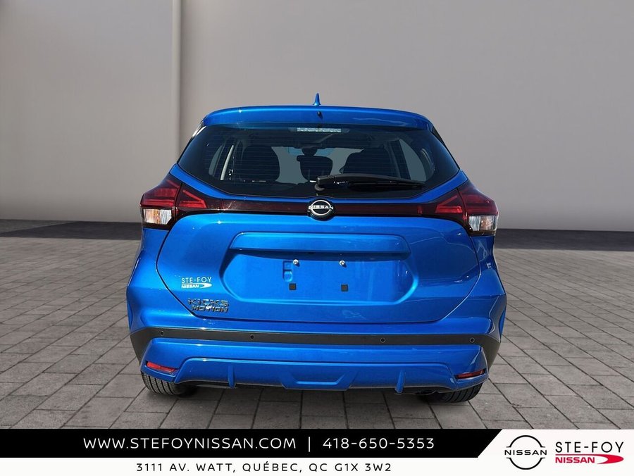 2024 Nissan Kicks S TA 2024 Blue