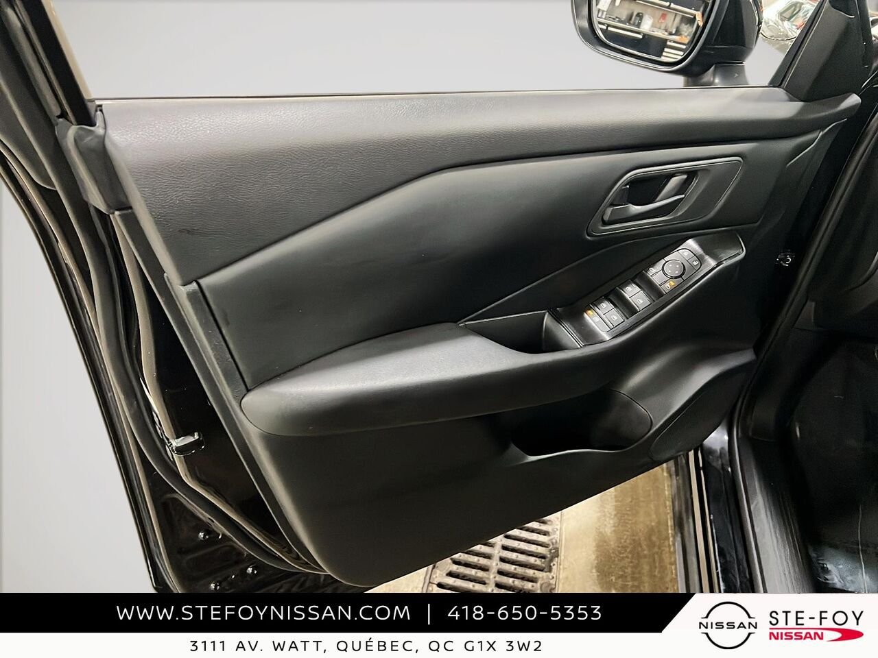 2024 Nissan ROGUE S TRACTION INTEGRALE Black Ste-Foy - photo #10
