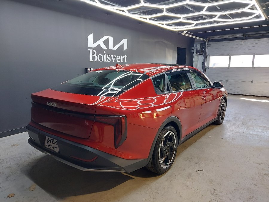 Kia K4 2025 2025 Rouge radieux