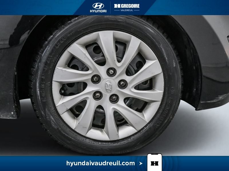 2013 Hyundai Elantra Black Laval - photo #30