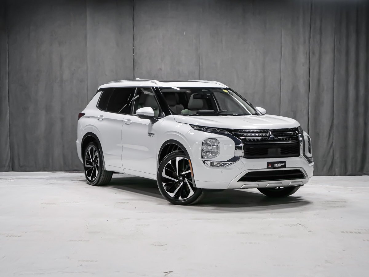Mitsubishi Outlander PHEV GT 2023 Montréal - photo #1