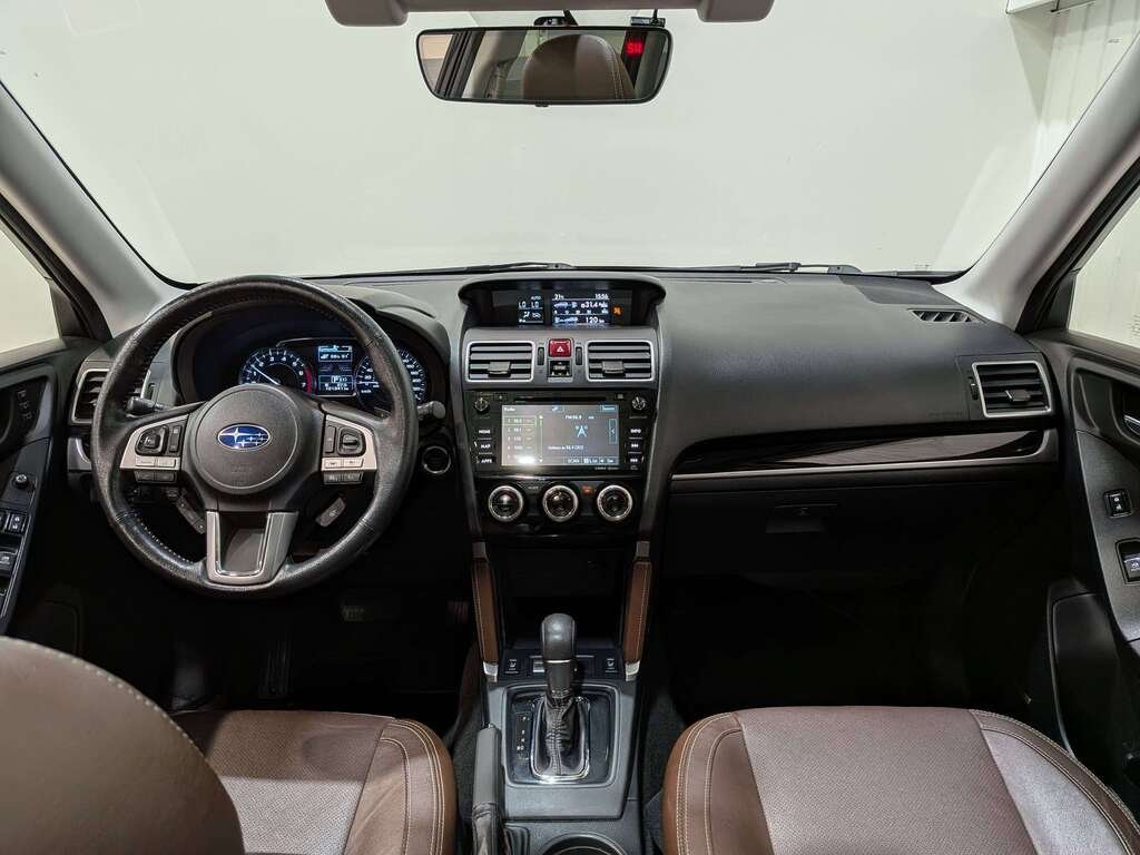 Subaru Forester 2.0XT Limited CVT w/EyeSight Pkg 2018 Noir Val-David - photo #14