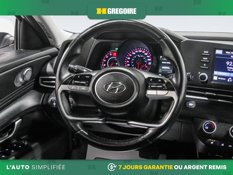 Hyundai Elantra 730566 | Preferred AUTO A/C GR ELECT MAGS CAM BLUETOOTH 2022 Blanc Laval - photo #17
