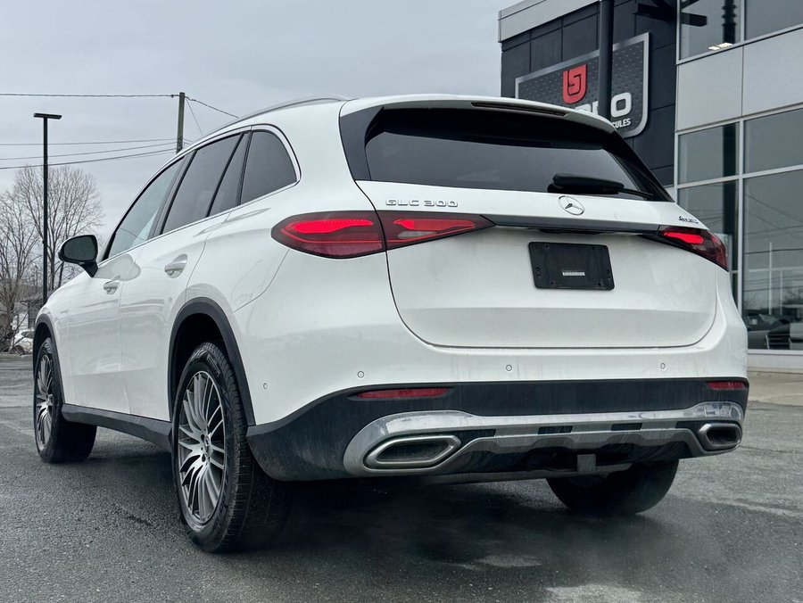 2023 Mercedes-Benz GLC 300 2023 White