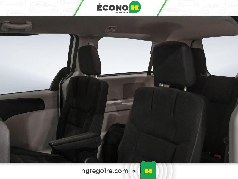 2017 Dodge GR Caravan White Laval - photo #16