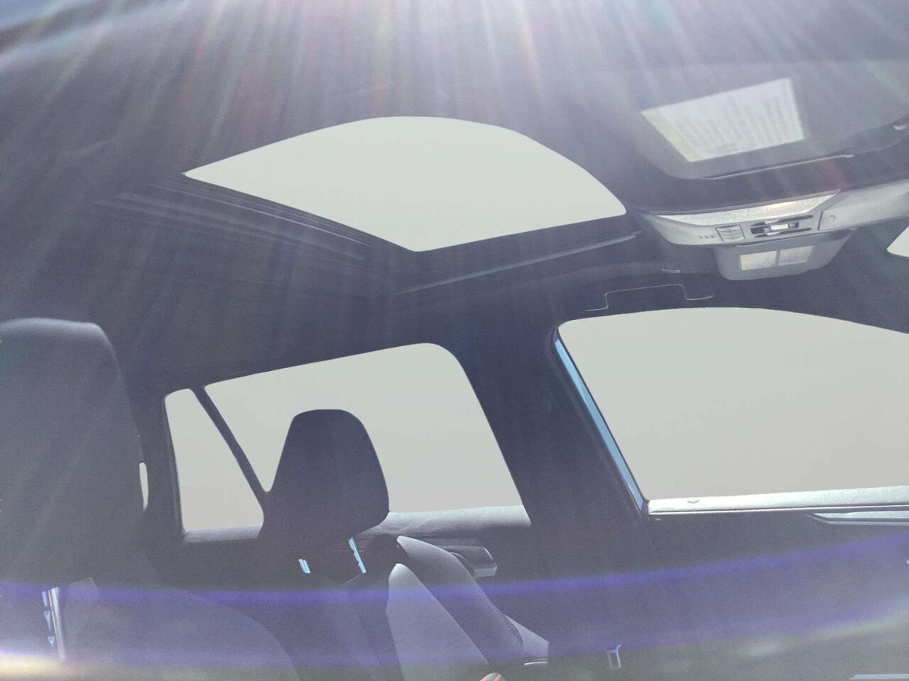 2023 Toyota RAV4 Prime Wind Chill Pearl Gatineau - photo #19