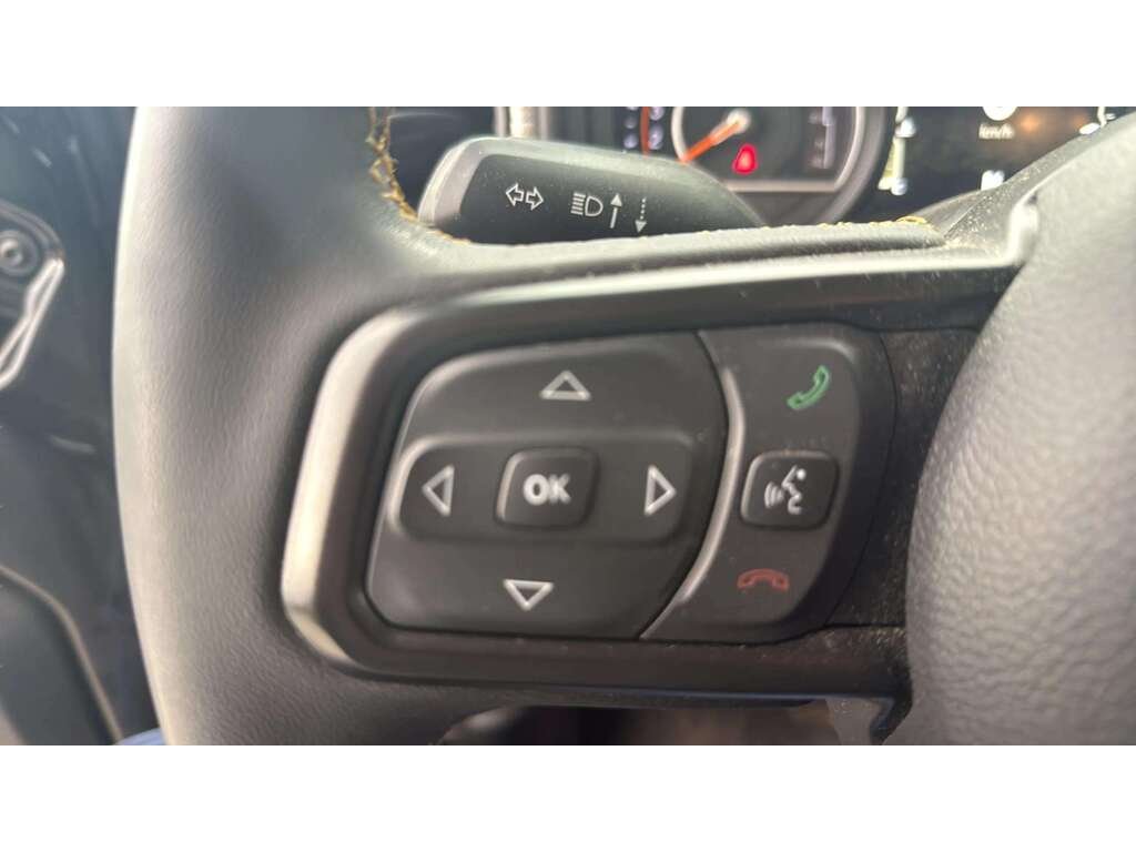 2025 Jeep Wrangler Black Gatineau - photo #12