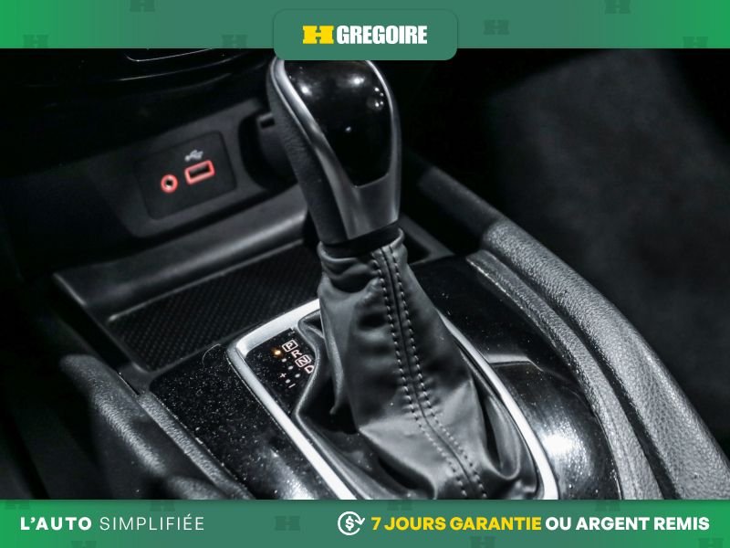 Nissan Qashqai 729784 | SV AUTO AC TOIT GR ELEC MAGS CAM RECUL BLUETOOTH 2020 Blanc Laval - photo #20
