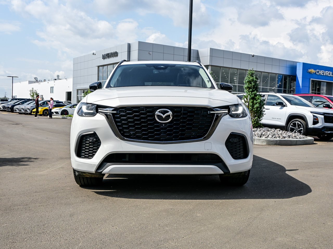 2025 Mazda CX-70 MHEV GT AWD White Sherwood Park - photo #2