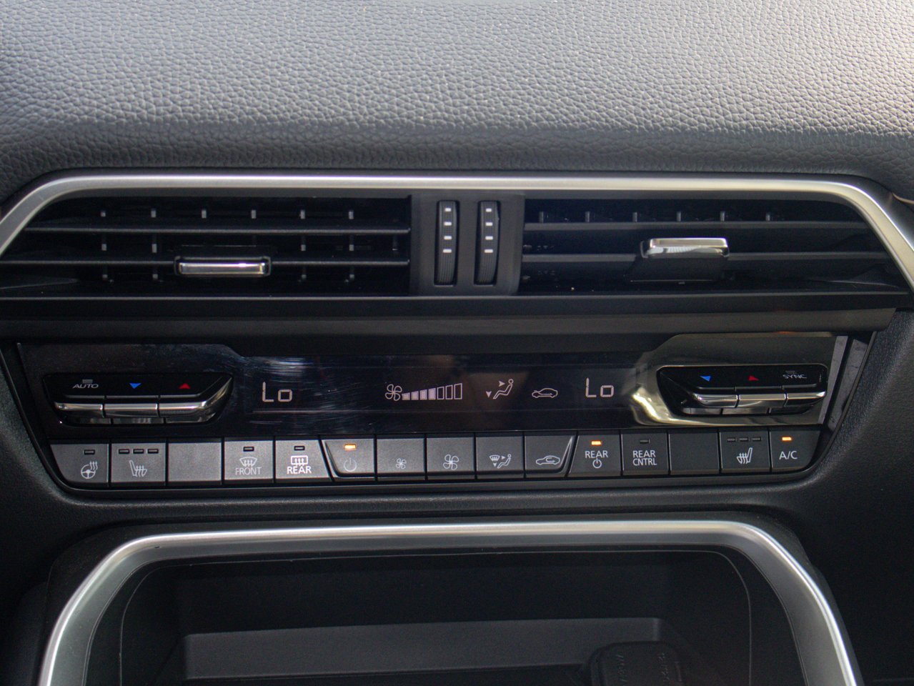 2025 Mazda CX-90 MHEV GT AWD Grey Sherwood Park - photo #29