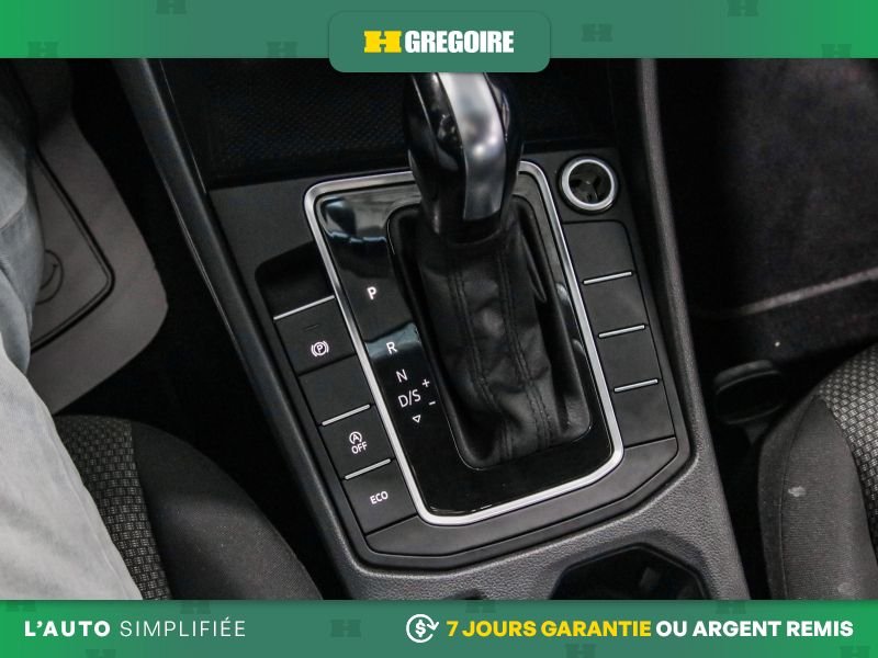 Volkswagen Jetta 2019 Bleu Saint-Eustache - photo #16