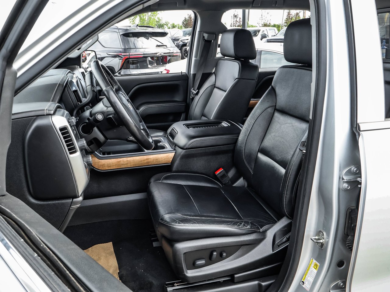 2018 Chevrolet Silverado 1500 4WD Crew Cab 143.5 LTZ w/2LZ Grey Sherwood Park - photo #13
