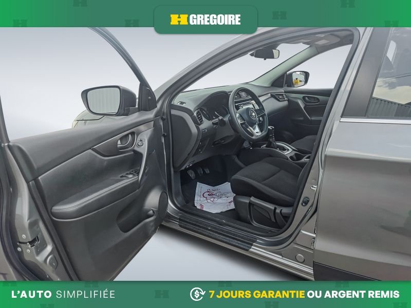 2020 Nissan Qashqai Grey Blainville - photo #11