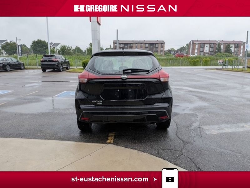 2024 Nissan Kicks Black Saint-Eustache - photo #11