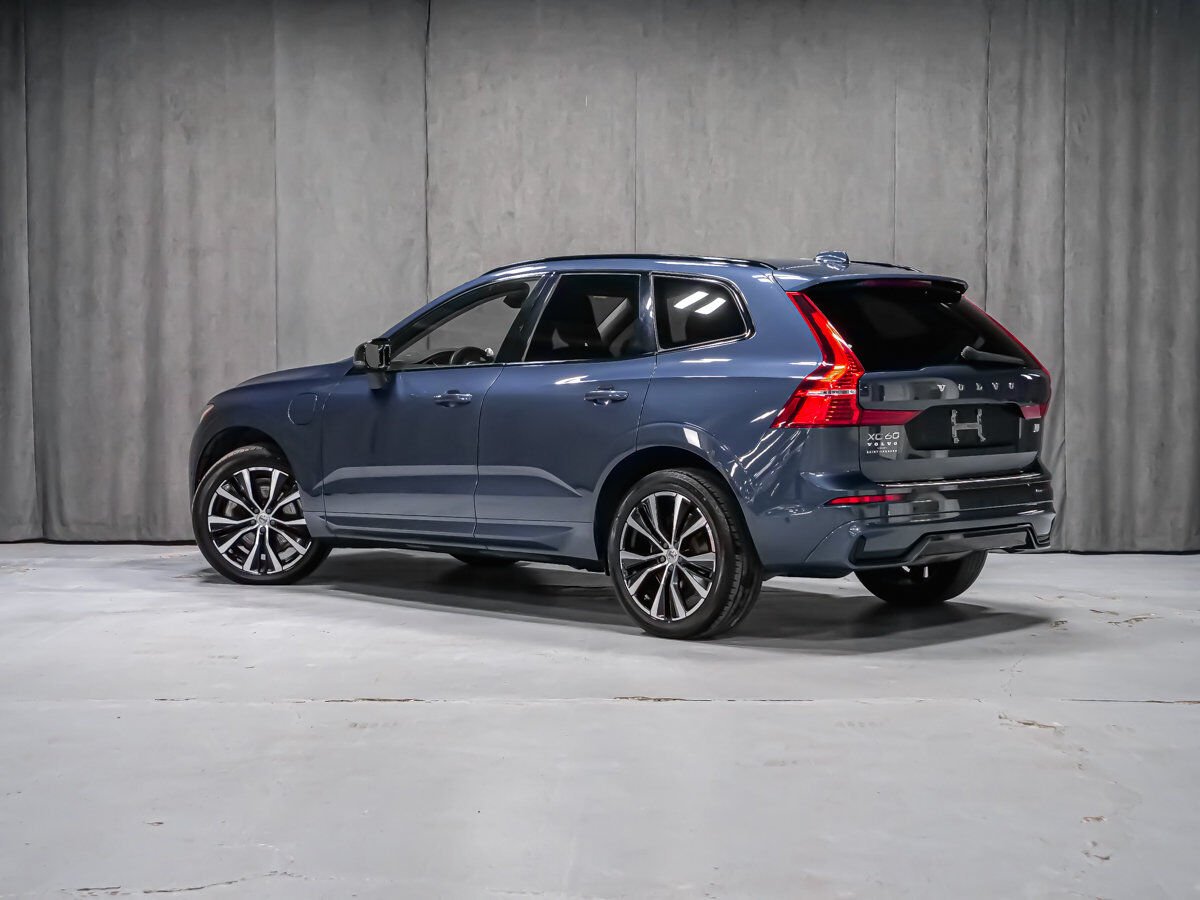 2023 Volvo XC60 Recharge T8 LONGUE AUTONOMIE ULTIMATE DARK BOWERS WILKINS SYST. REMORQUE Blue Montreal - photo #2
