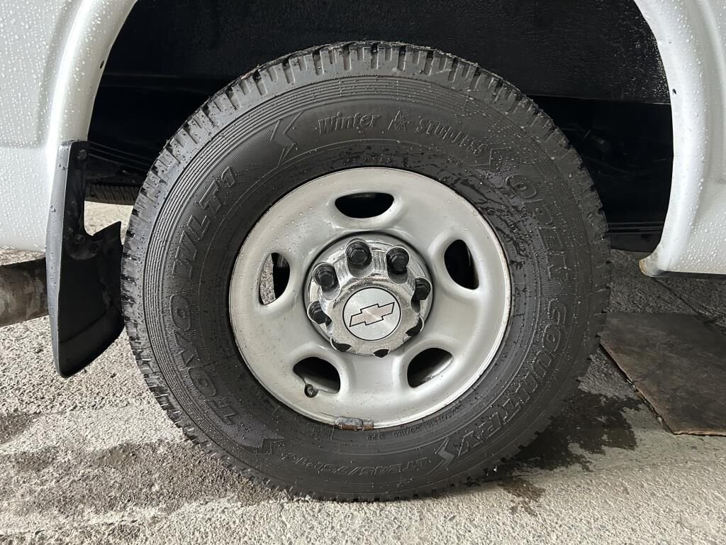 2018 CHEVROLET FOURGONNETTE UTILITAIRE LONGUE EXPRESS Traction arrière 2500 155 po White Rivière-du-Loup - photo #8