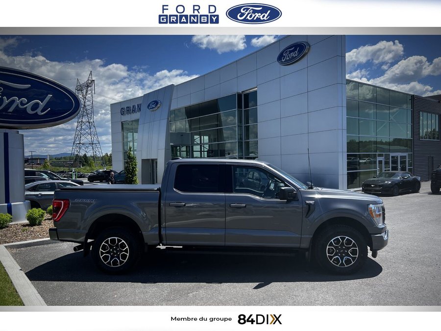 Ford F-150 XLT cabine SuperCrew 4RM caisse de 5,5 pi 2022