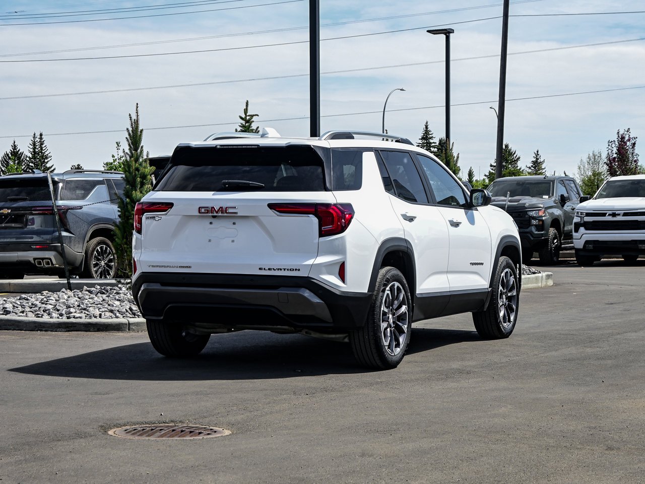 2026 GMC Terrain AWD 4dr Elevation White Sherwood Park - photo #12