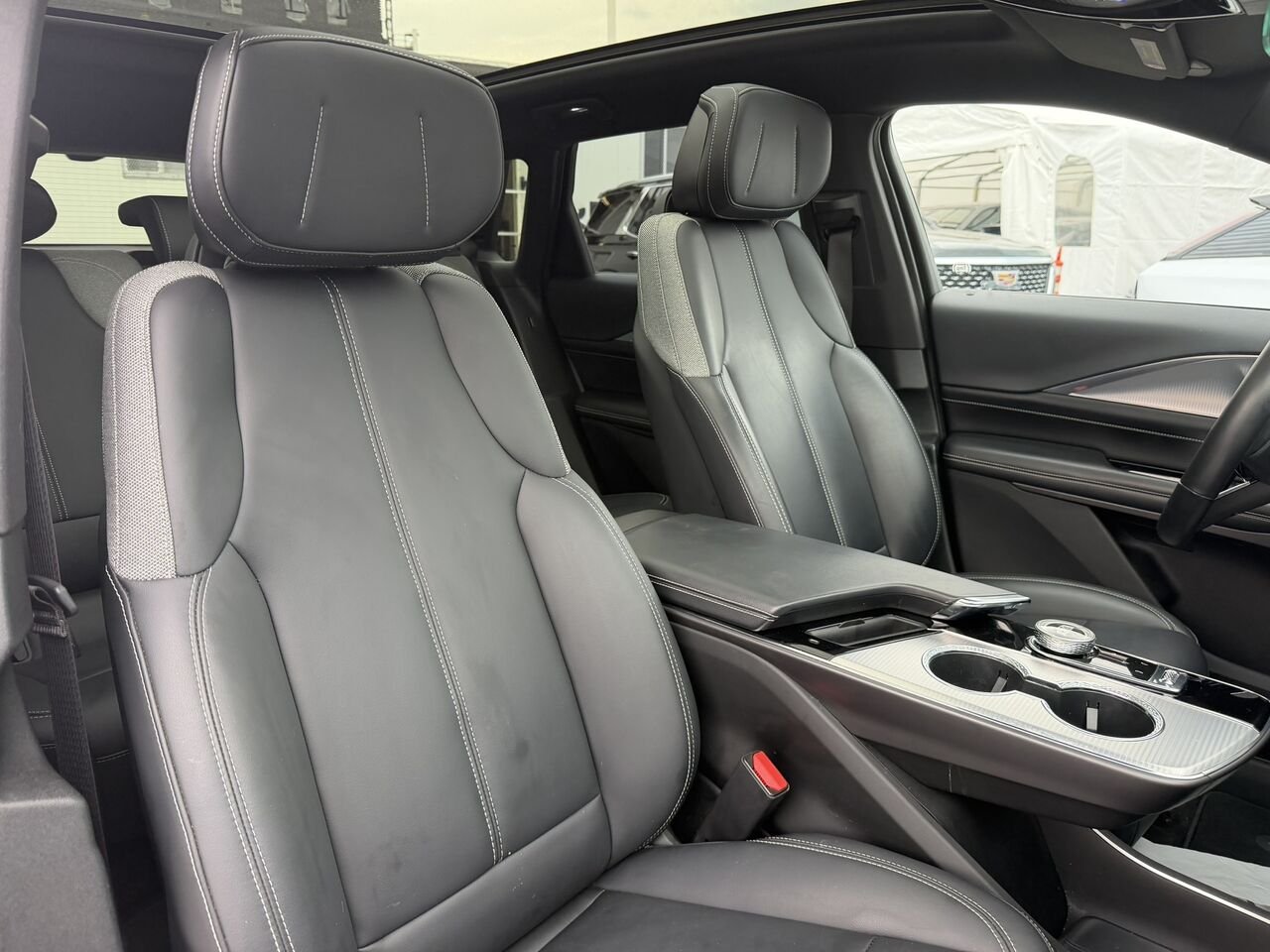 2024 Cadillac LYRIQ Tech FINANCEMENT À PARTIR DE 0.99% Grey Laval - photo #21