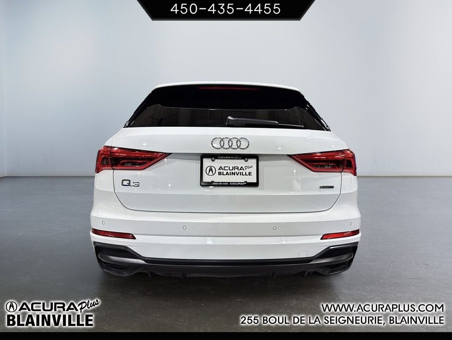 2022 Audi Q3 2022 White